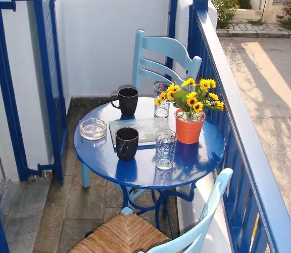 Boussetil Capanmat 3* Tínos