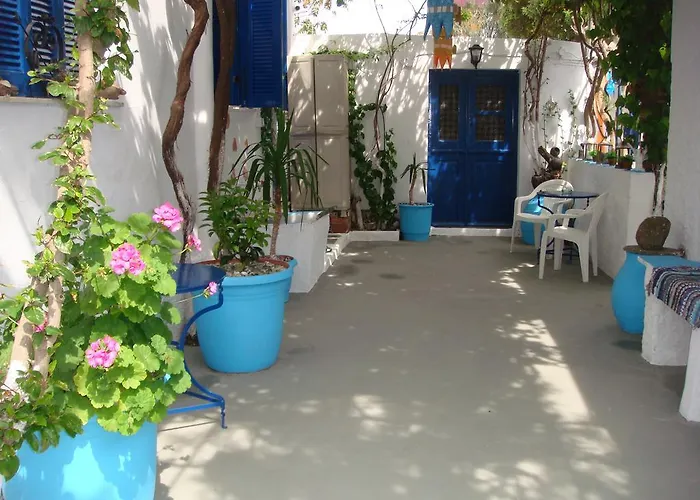 Boussetil Capanmat Aparthotel Tínos