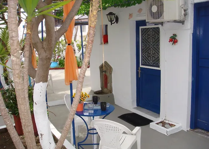 Boussetil Capanmat Aparthotel Tínos