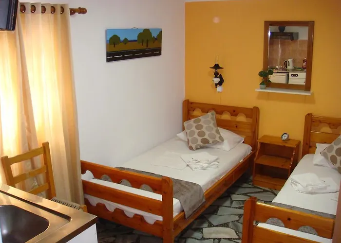 Boussetil Capanmat 3*