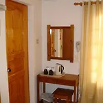 Boussetil Capanmat 3*