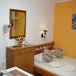Boussetil Capanmat 3*
