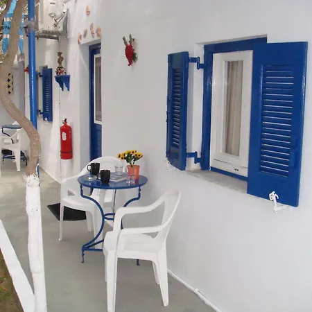 Boussetil Capanmat Aparthotel Tinos
