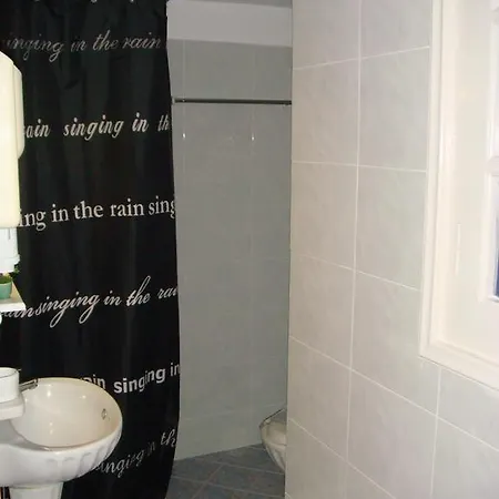 Boussetil Capanmat 3* Tínos