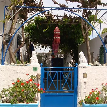 מלון דירות Boussetil Capanmat Tínos