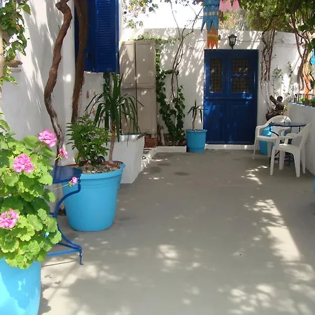 Boussetil Capanmat Aparthotel Tinos