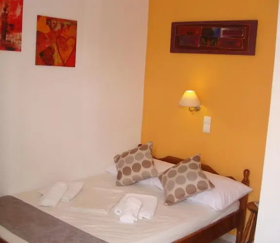 Boussetil Capanmat 3* Wyspa Tinos