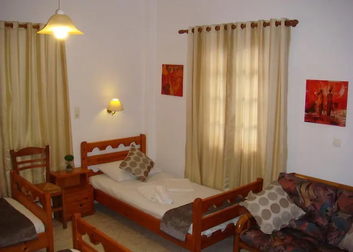 Boussetil Capanmat Wyspa Tinos