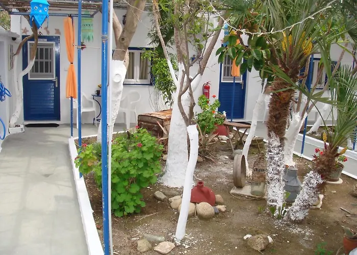 Boussetil Capanmat Wyspa Tinos